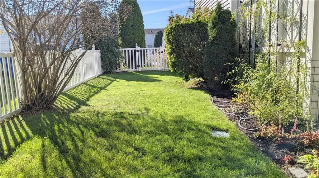 4 Spinnaker Drive East Providence RI 02915