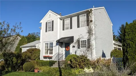 4 Spinnaker Drive East Providence RI 02915