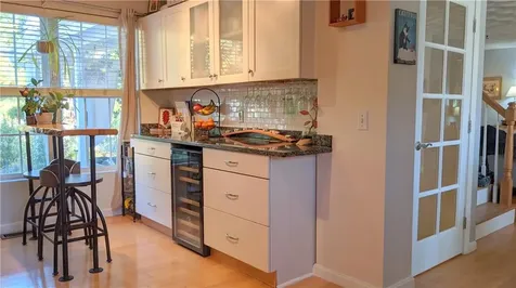 4 Spinnaker Drive East Providence RI 02915