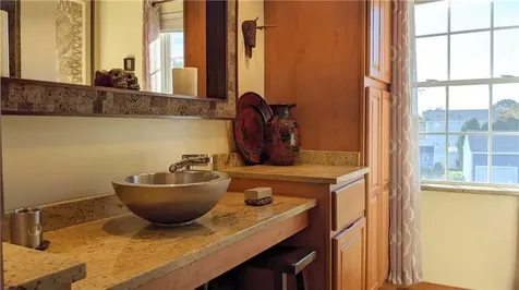 4 Spinnaker Drive East Providence RI 02915