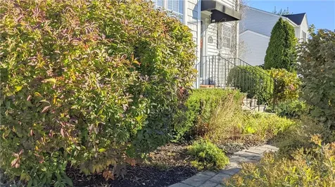 4 Spinnaker Drive East Providence RI 02915