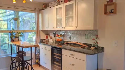 4 Spinnaker Drive East Providence RI 02915