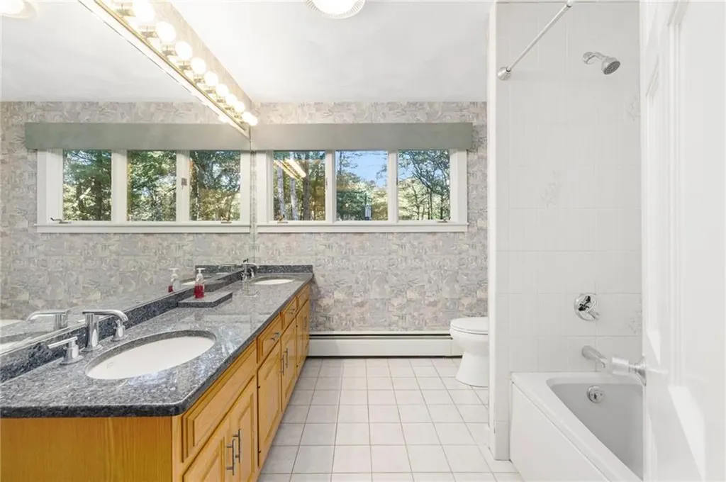 50 Green Street Wrentham MA 02093