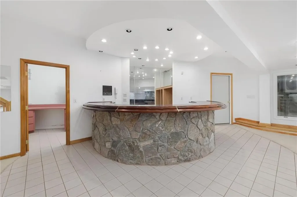 50 Green Street Wrentham MA 02093