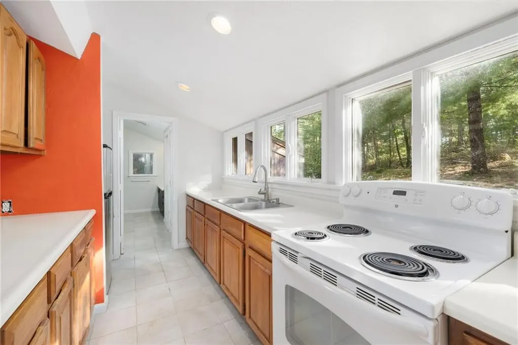 50 Green Street Wrentham MA 02093