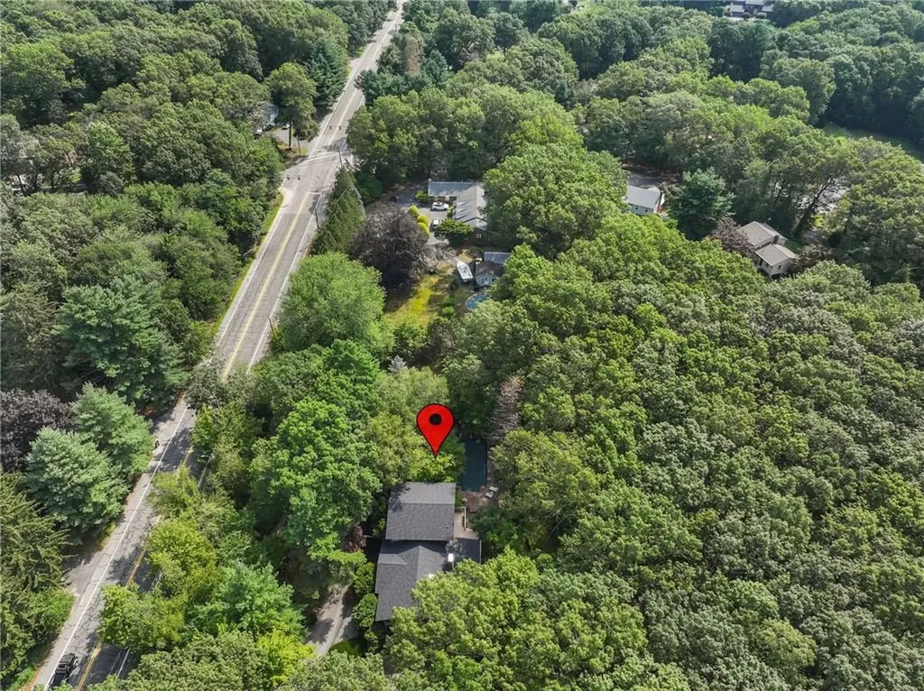 310 Twin River Road Lincoln RI 02865