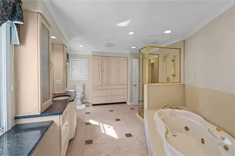 310 Twin River Road Lincoln RI 02865