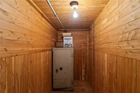 310 Twin River Road Lincoln RI 02865