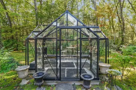 310 Twin River Road Lincoln RI 02865