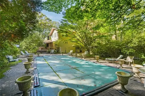 310 Twin River Road Lincoln RI 02865