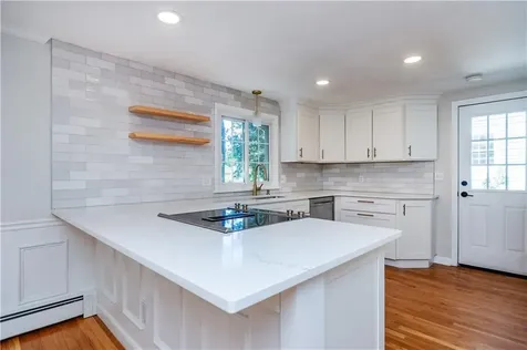 219 Brookhaven Road North Kingstown RI 02852