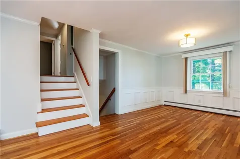 219 Brookhaven Road North Kingstown RI 02852