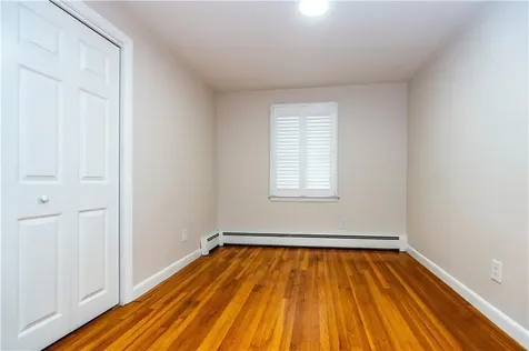 219 Brookhaven Road North Kingstown RI 02852