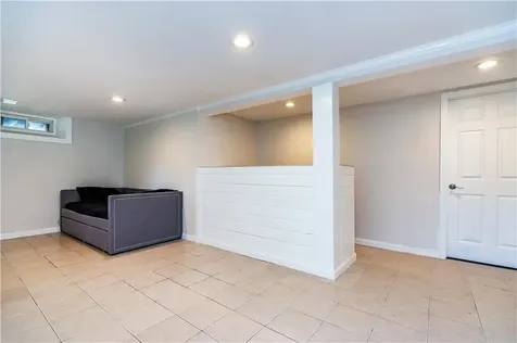 219 Brookhaven Road North Kingstown RI 02852