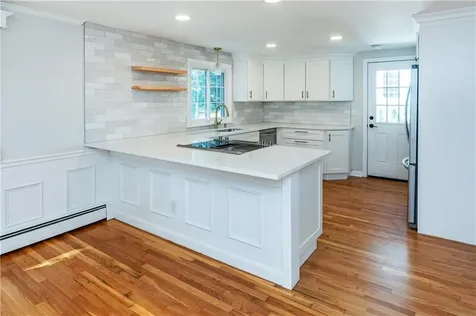 219 Brookhaven Road North Kingstown RI 02852