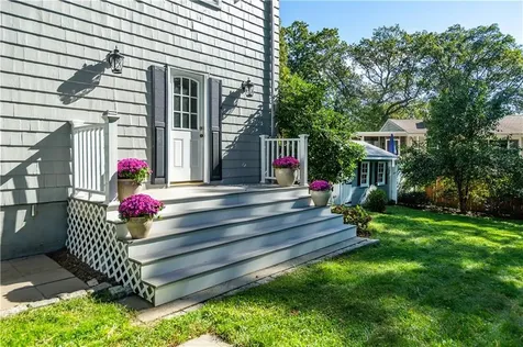 219 Brookhaven Road North Kingstown RI 02852