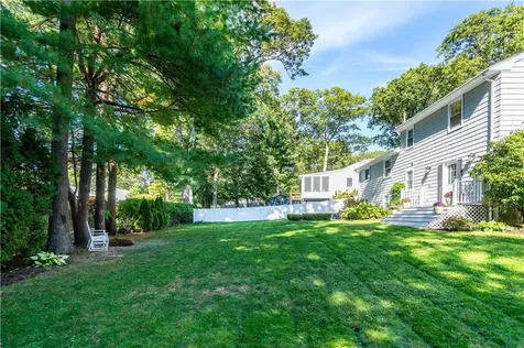 219 Brookhaven Road North Kingstown RI 02852