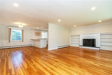 219 Brookhaven Road North Kingstown RI 02852