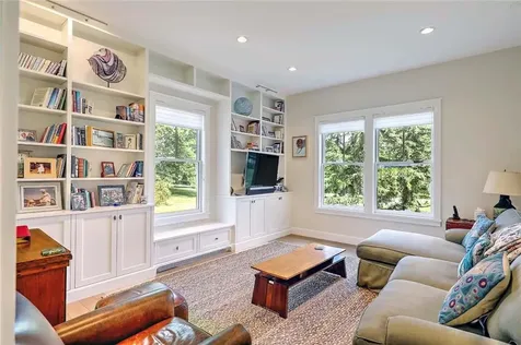 1702 Drift Road Westport MA 02790