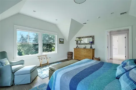 1702 Drift Road Westport MA 02790