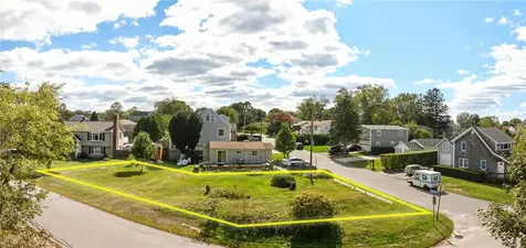 0 Common Fence Boulevard Portsmouth RI 02871