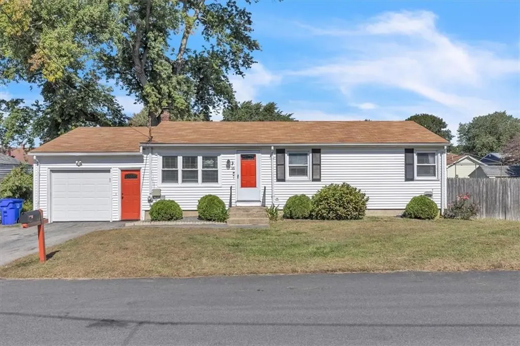 16 Ontario Street West Warwick RI 02893