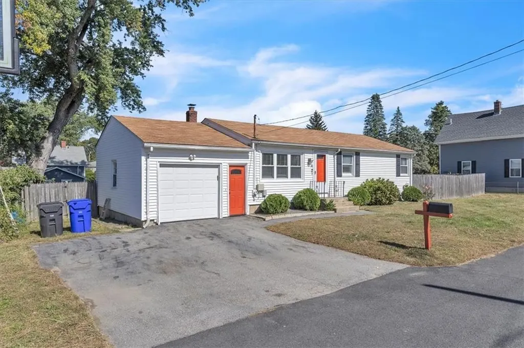 16 Ontario Street West Warwick RI 02893