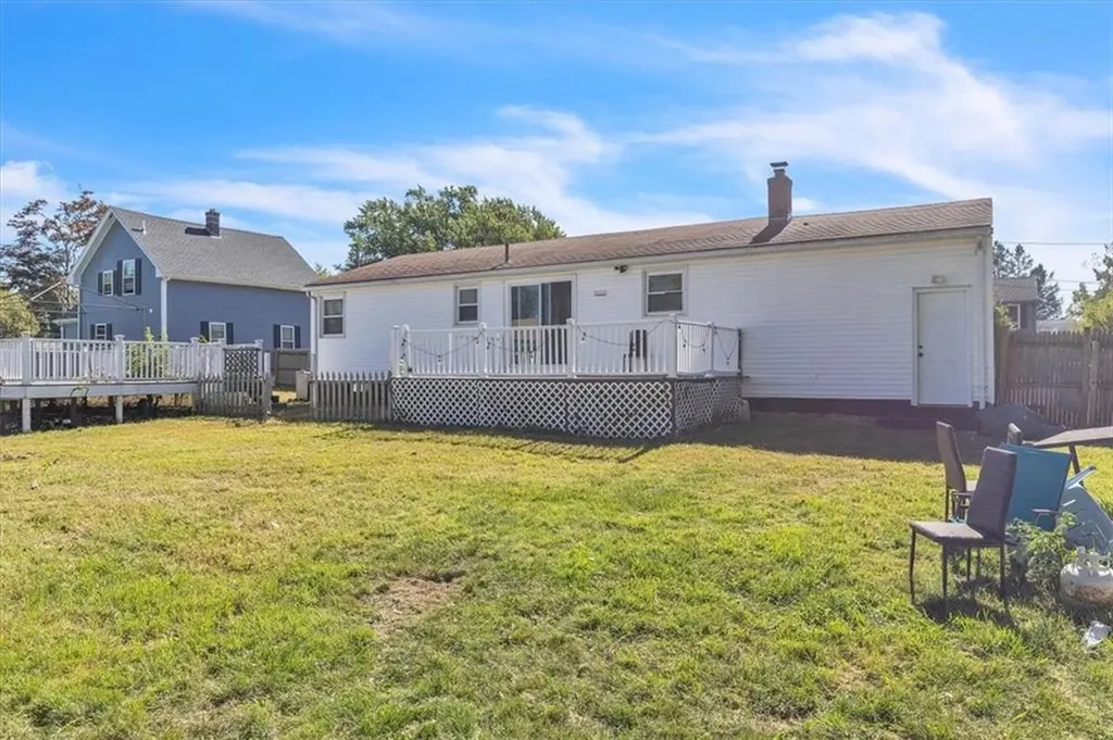 16 Ontario Street West Warwick RI 02893