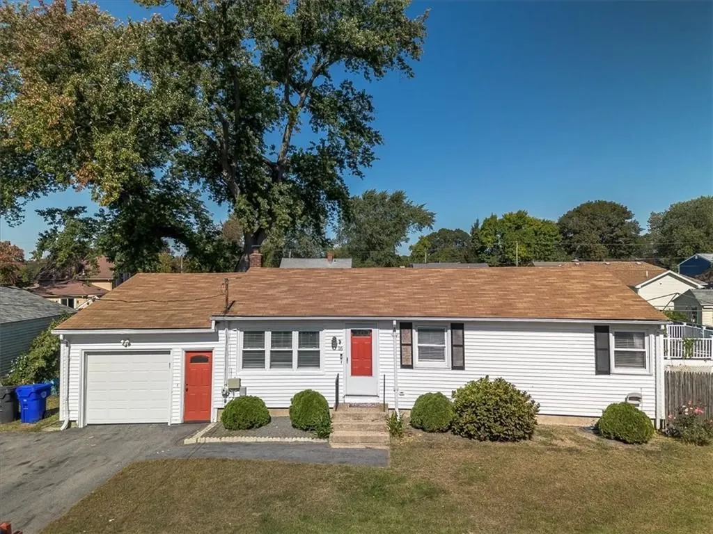 16 Ontario Street West Warwick RI 02893