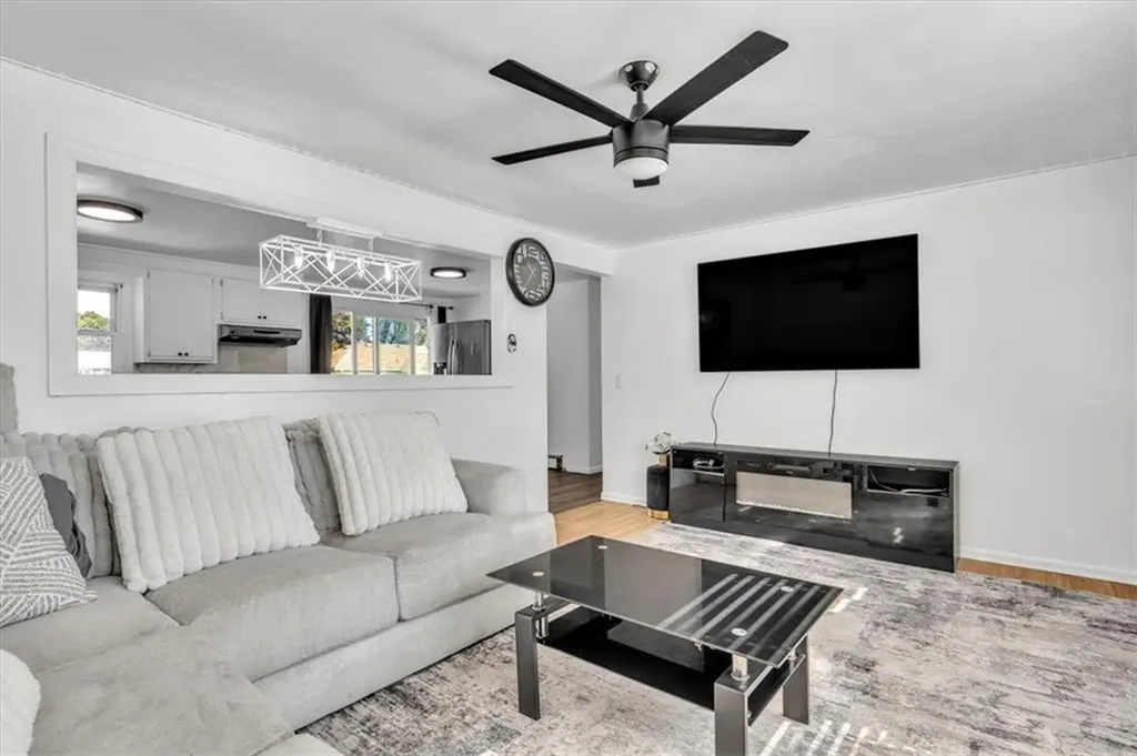 16 Ontario Street West Warwick RI 02893