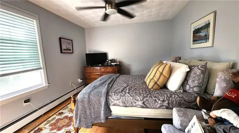 27 Hamlet Court Bristol RI 02809