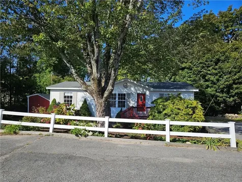 27 Woodward Unit 55 Road Lincoln RI 02865