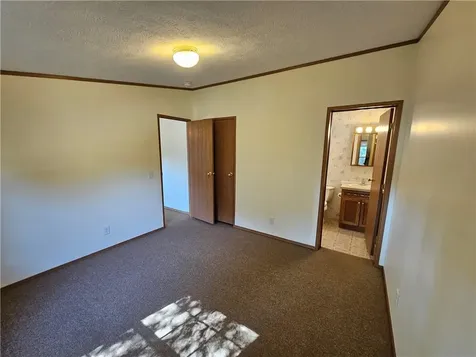 27 Woodward Unit 55 Road Lincoln RI 02865