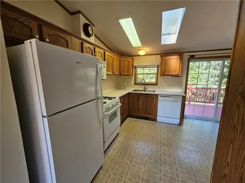 27 Woodward Unit 55 Road Lincoln RI 02865
