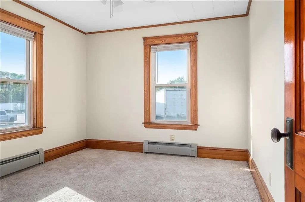 132 Kenwood Street Woonsocket RI 02895