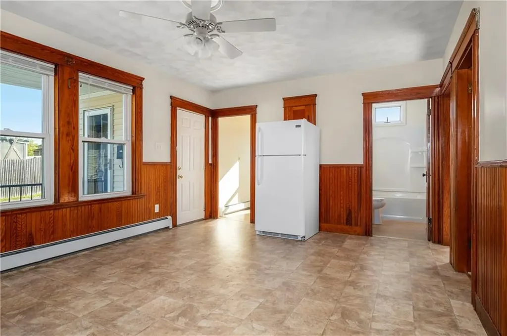 132 Kenwood Street Woonsocket RI 02895