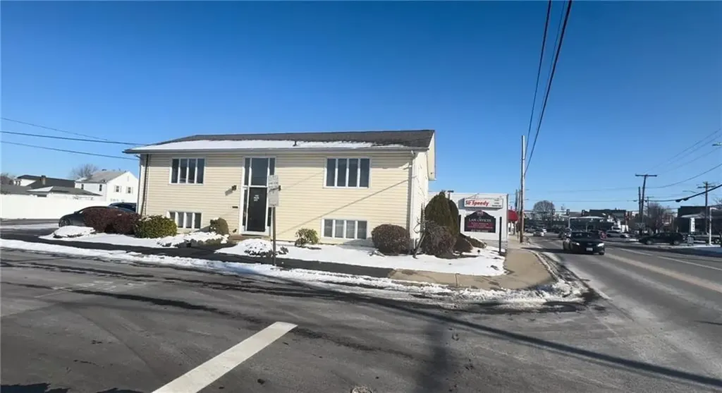 995 Park Avenue Cranston RI 02910