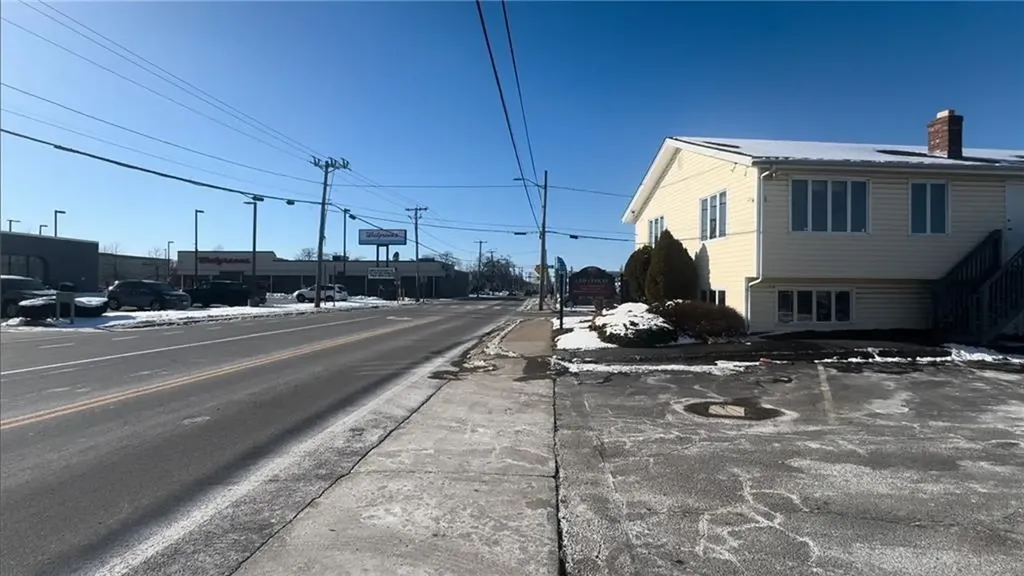 995 Park Avenue Cranston RI 02910