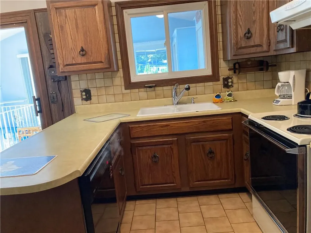 250 Ray Avenue Woonsocket RI 02895