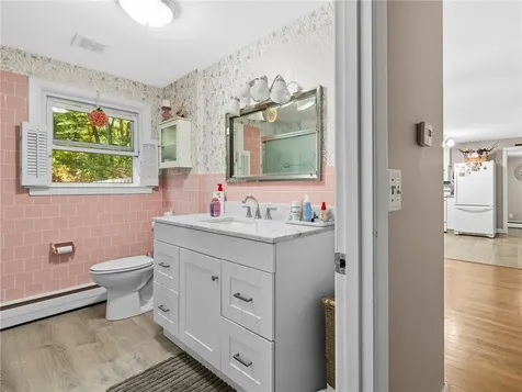 784 Greenville Avenue Johnston RI 02919