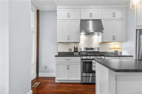 44 Bradford Street Bristol RI 02809