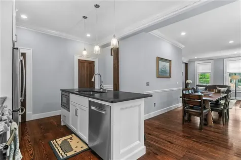 44 Bradford Street Bristol RI 02809