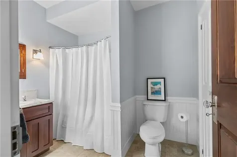 44 Bradford Street Bristol RI 02809