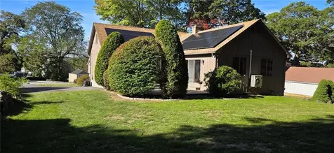 22 Grove Avenue North Providence RI 02911