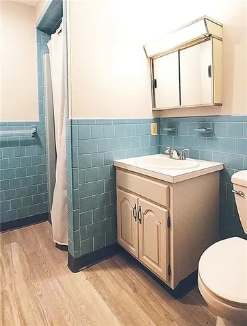 22 Grove Avenue North Providence RI 02911