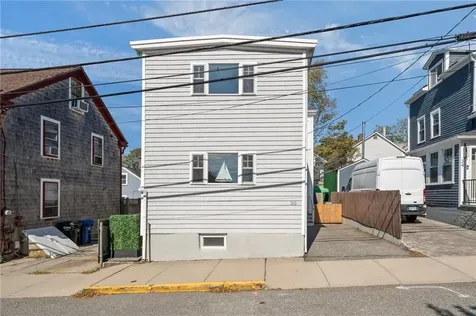 30 South Baptist Street Newport RI 02840