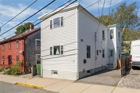 30 South Baptist Street Newport RI 02840