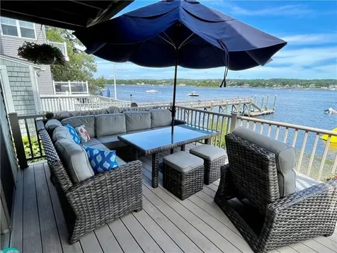 57 Green Street Portsmouth RI 02871