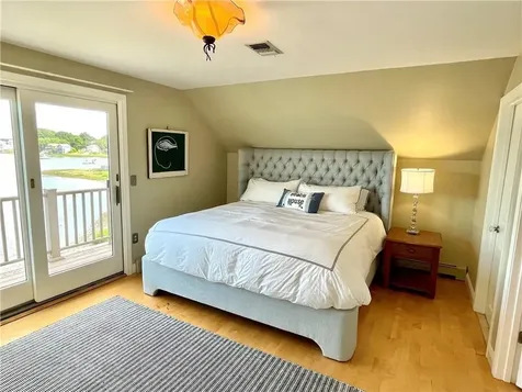 57 Green Street Portsmouth RI 02871