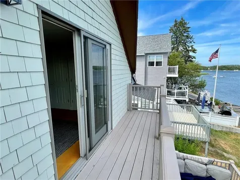 57 Green Street Portsmouth RI 02871